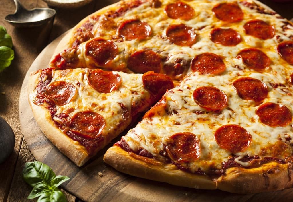 Pizza au pepperoni / Pepperoni Pizza