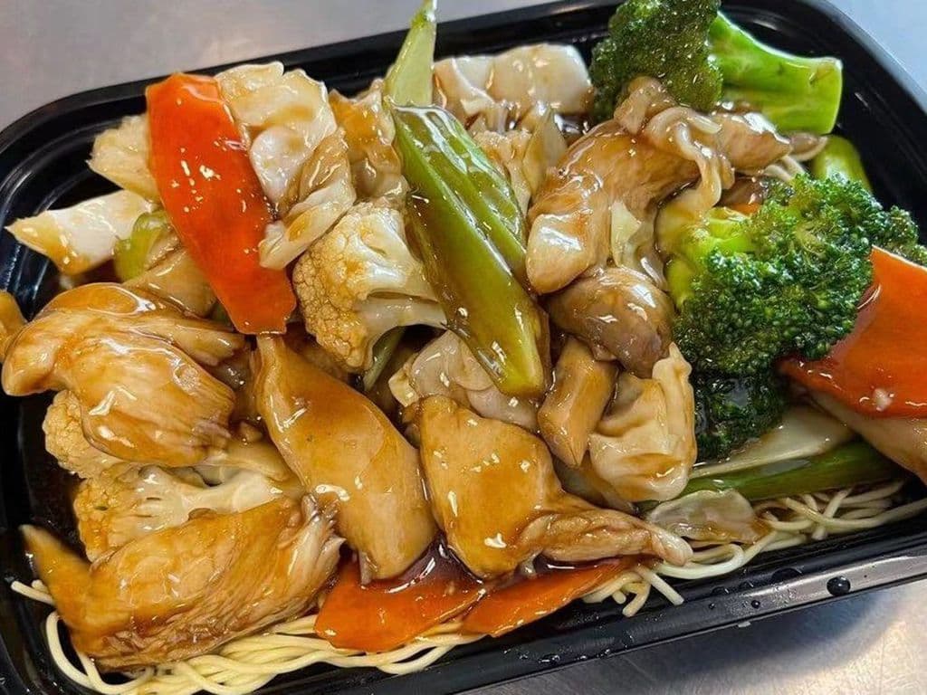 77a. Chow Mein with Chicken