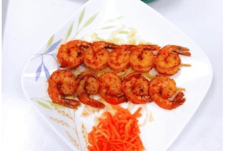 108. Grilled Shrimp with Satay Sauce - Tom Nuong Sate (10 pcs)