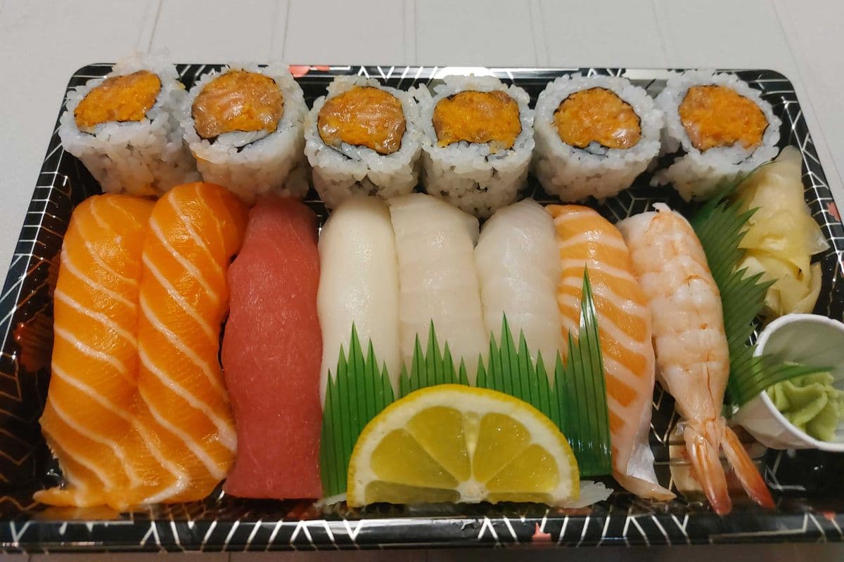 66.Sushi Combination B 16pcs