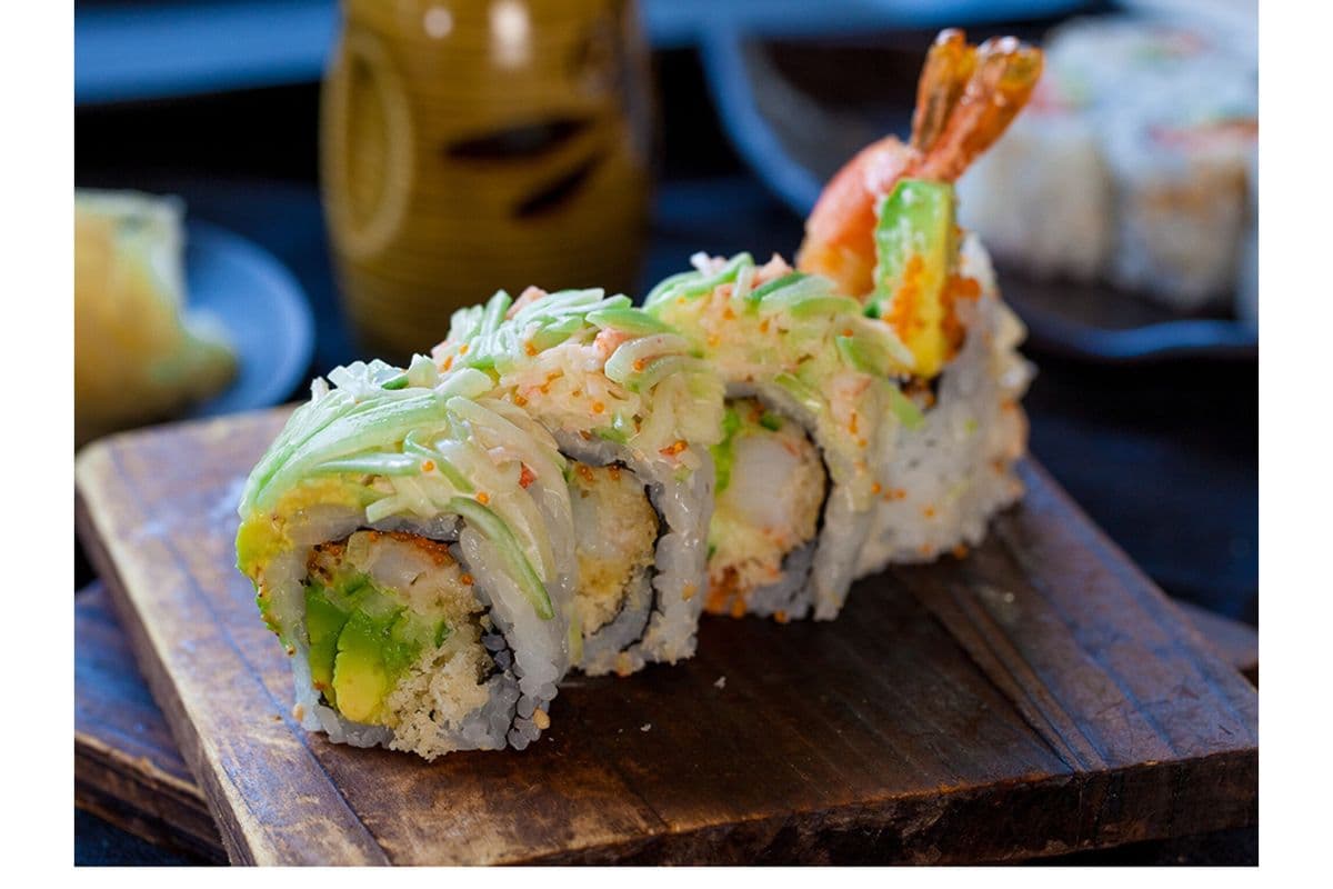White Dragon Roll (8pcs)