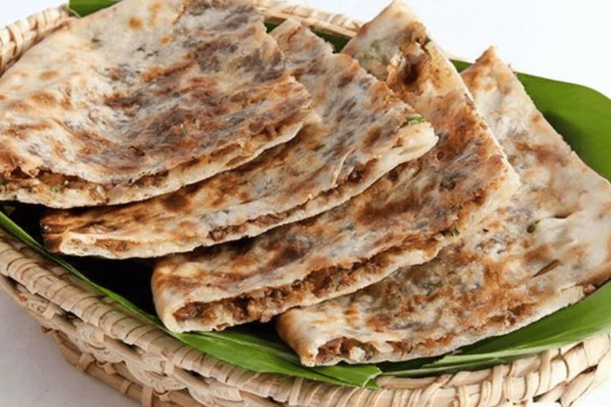 Chicken Stuffed Naan