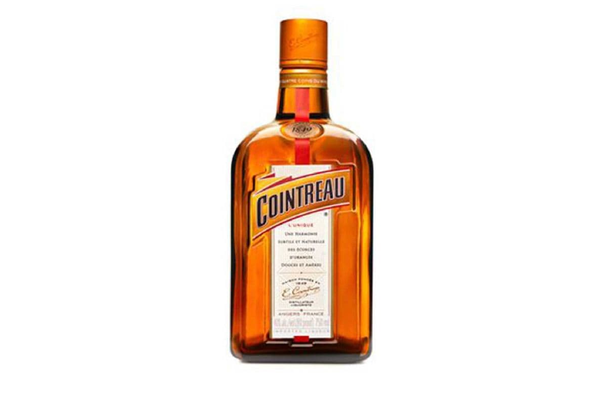 Cointreau (Cointreau S A) (1 x 750 ml)