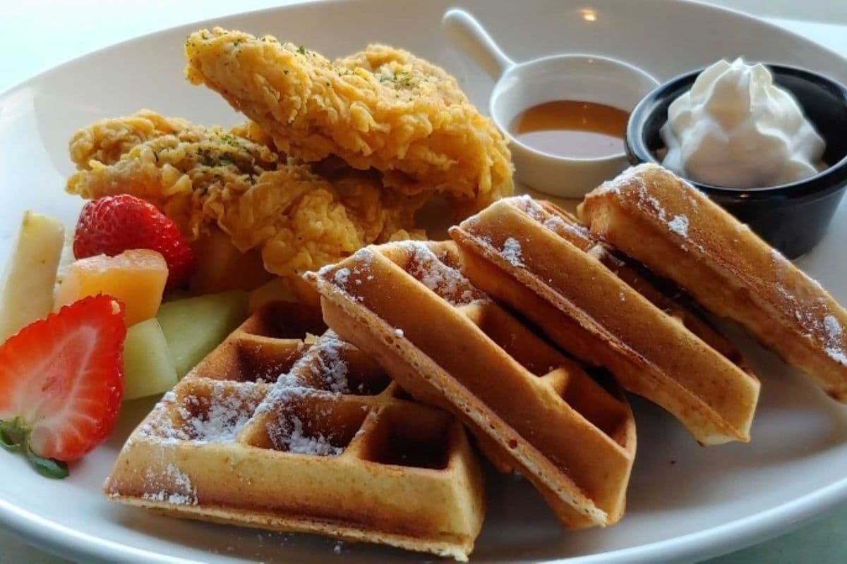 Full Waffle and Chicken