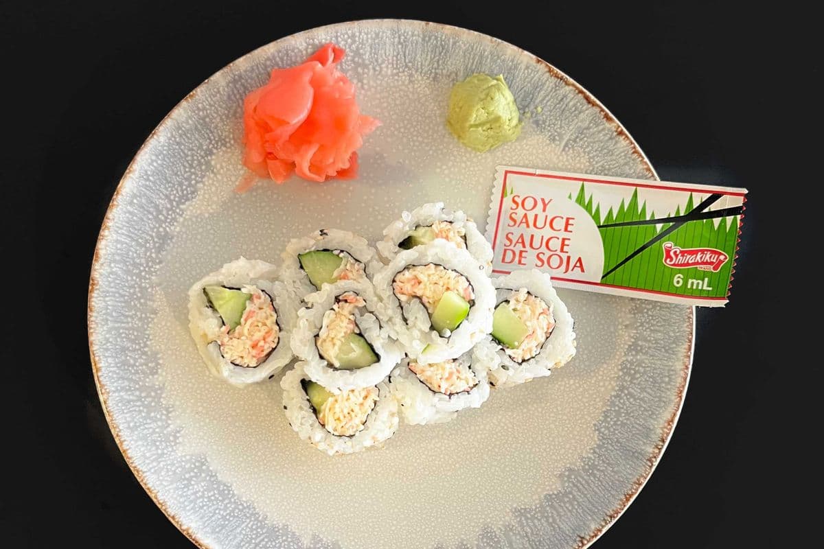 California Roll (6 pc)