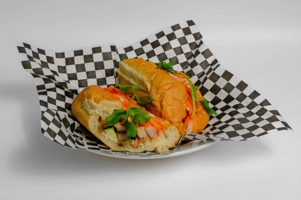 B2 Shredded Chicken Sub
