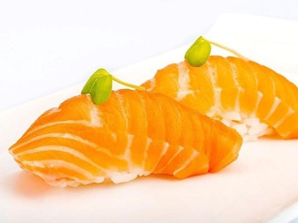 Salmon Sushi(2 pcs)