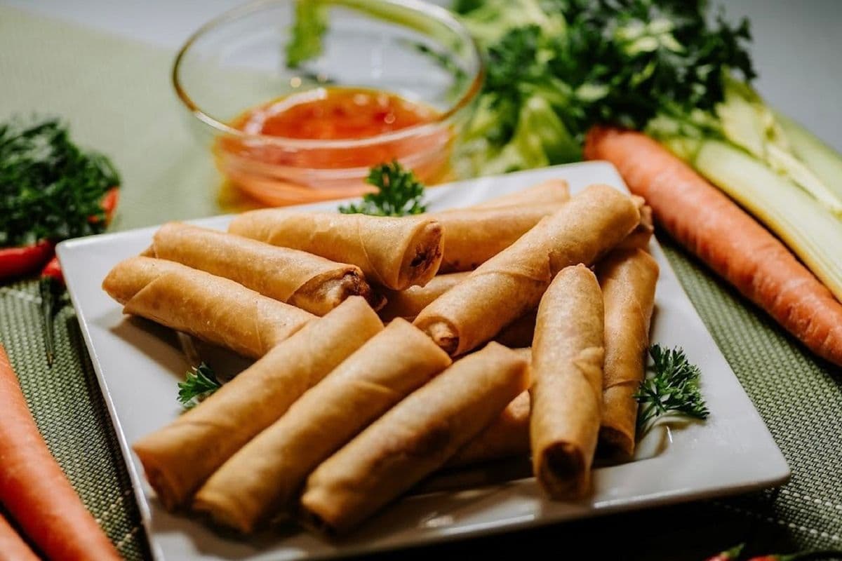 Pork Spring Rolls (12 pcs)