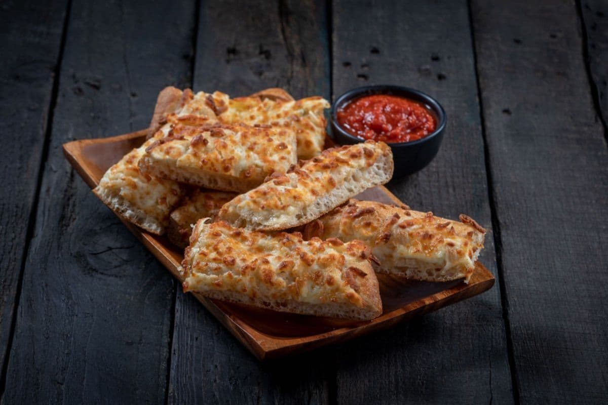 Garlic Cheesy Bread