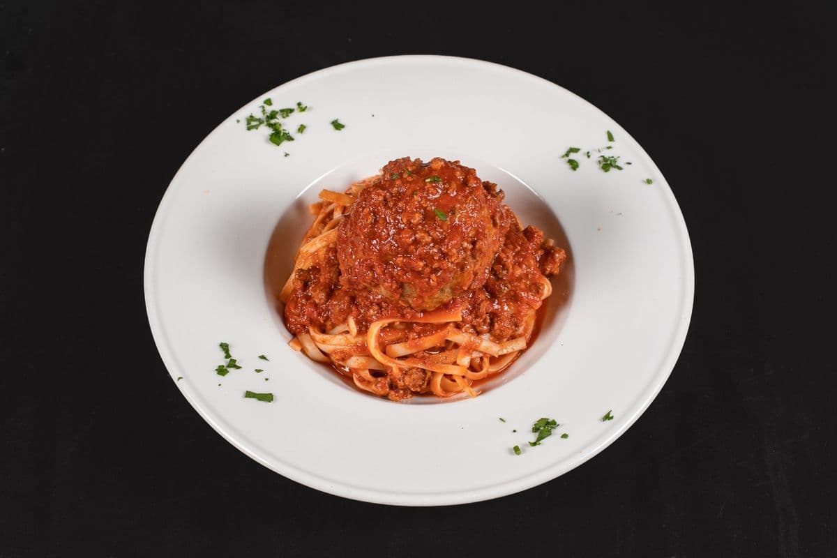 Pasta Con Polpetti