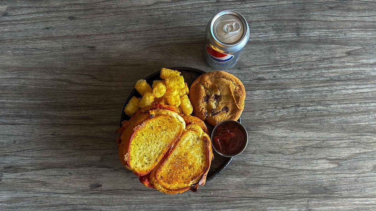 Pizza Grilled Cheese Combo