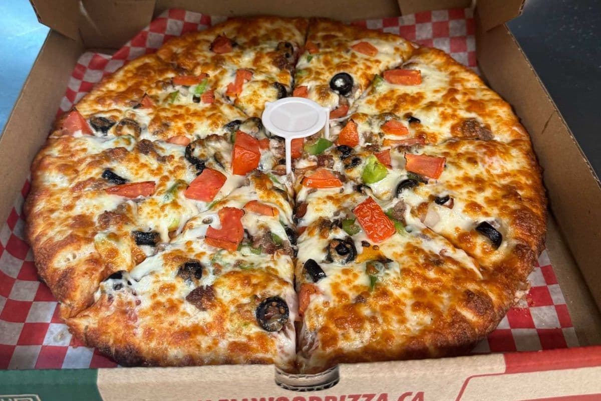 14" Large Greek Pizza
