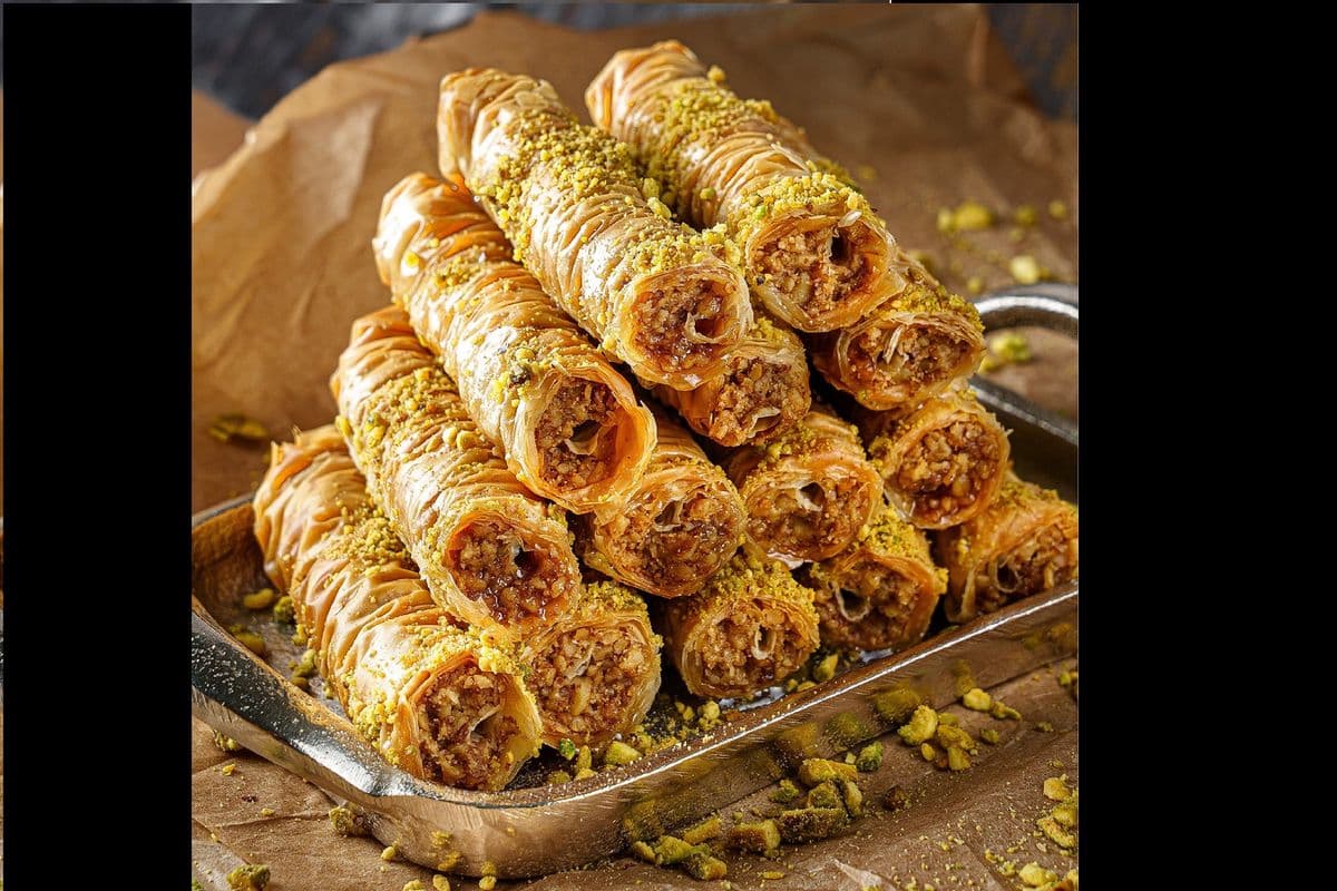 3 x long Baklava rolls