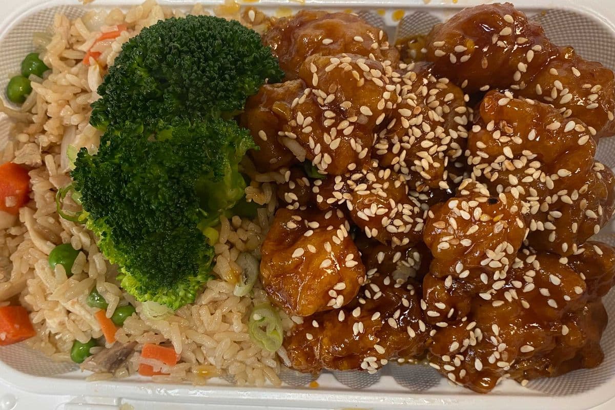 L12. Sesame Chicken