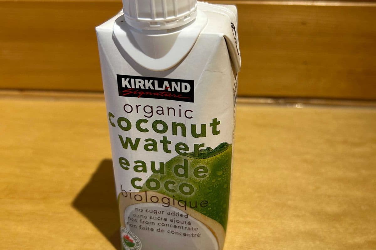 Coconut Water (330ml) (45 Cal)