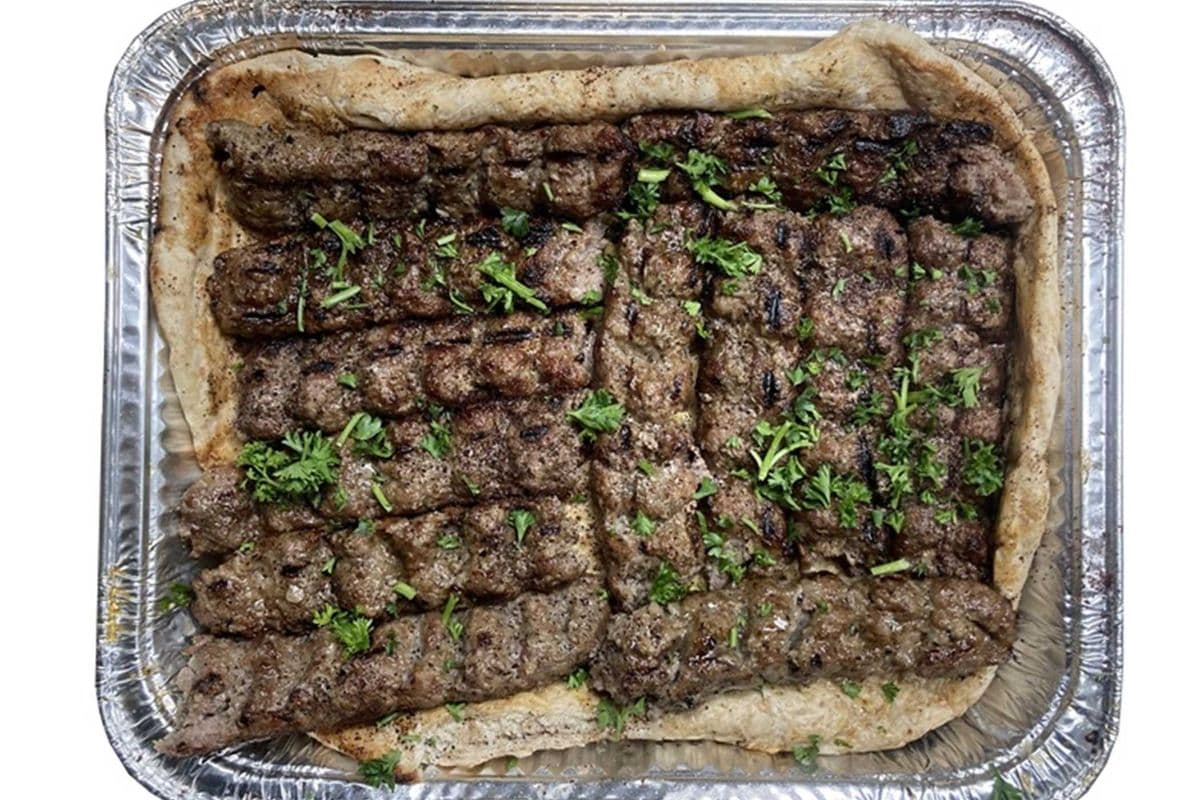 Koobideh Tray with 8 OZ Garlic Sauce
