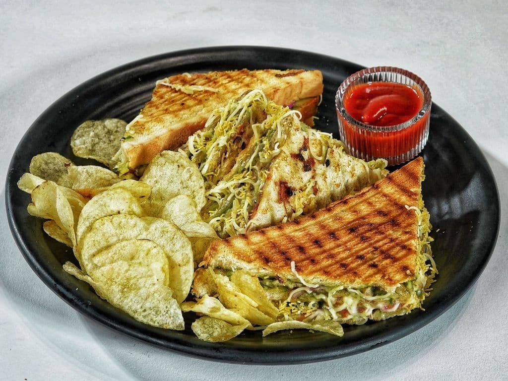 Veg Cheese Grill (3 Layer)