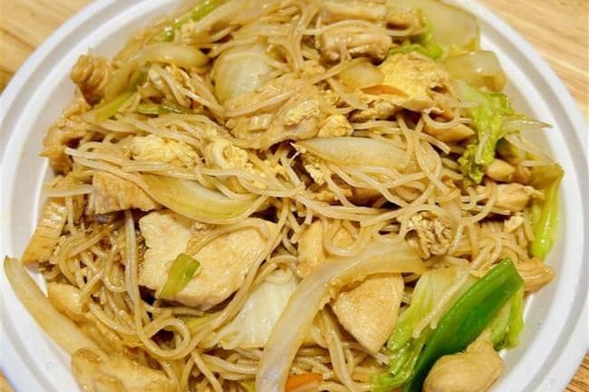 30. Chicken Rice Noodle
