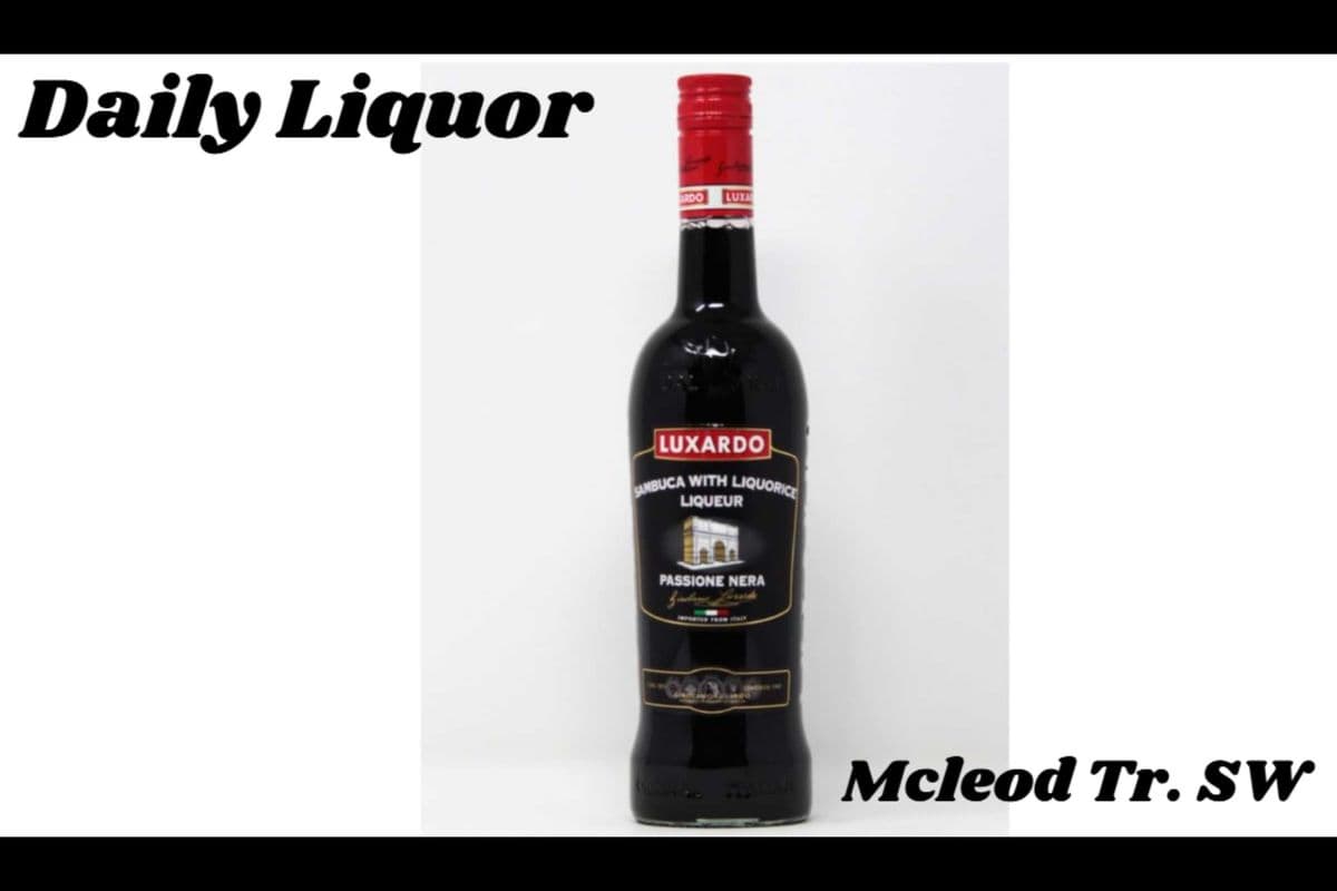 LUXARDO PASSIONE NERA BLACK SAMBUCA LIQUEUR (1 x 750ML )