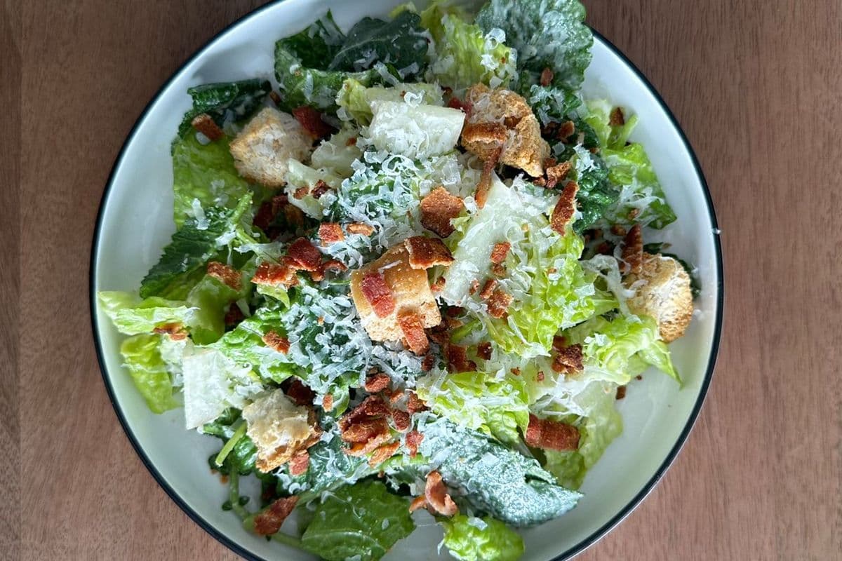 Traditional Caesar Clutter Salad
