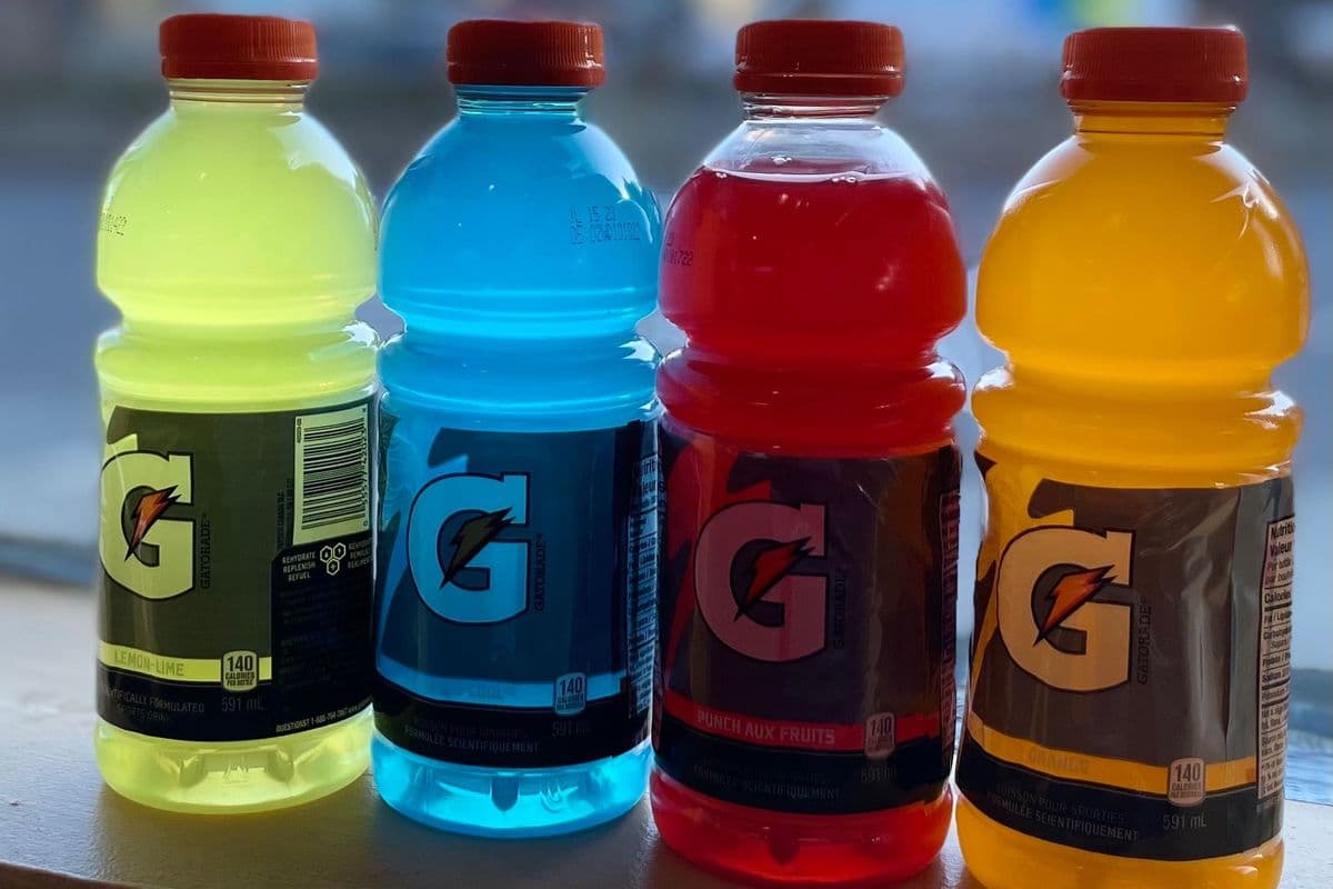 Gatorade 591 ml (591 ml) (140 Cal)