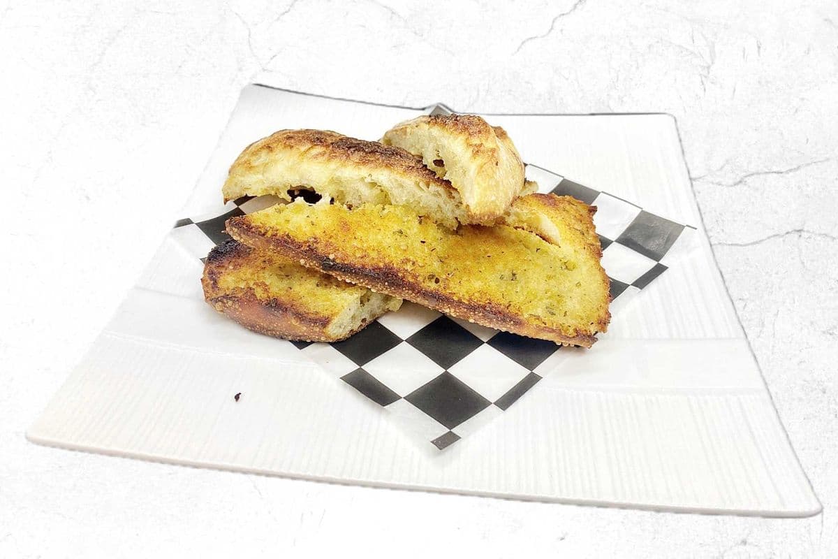 6" Garlic Toasted Baguette