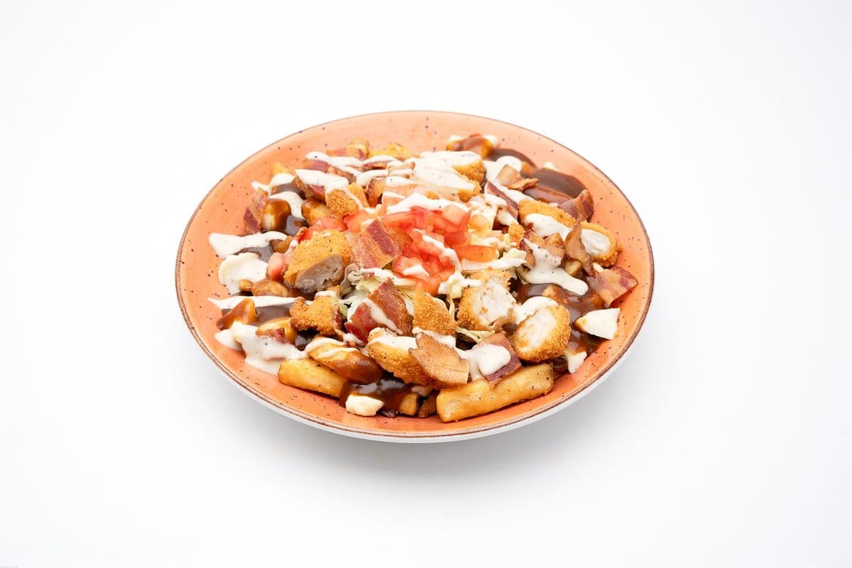 Chicken Club Poutine