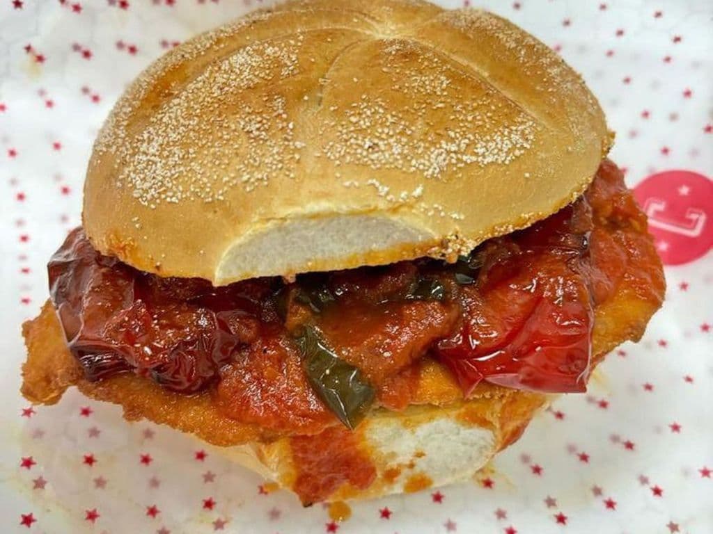 CHICKEN SANDWICH