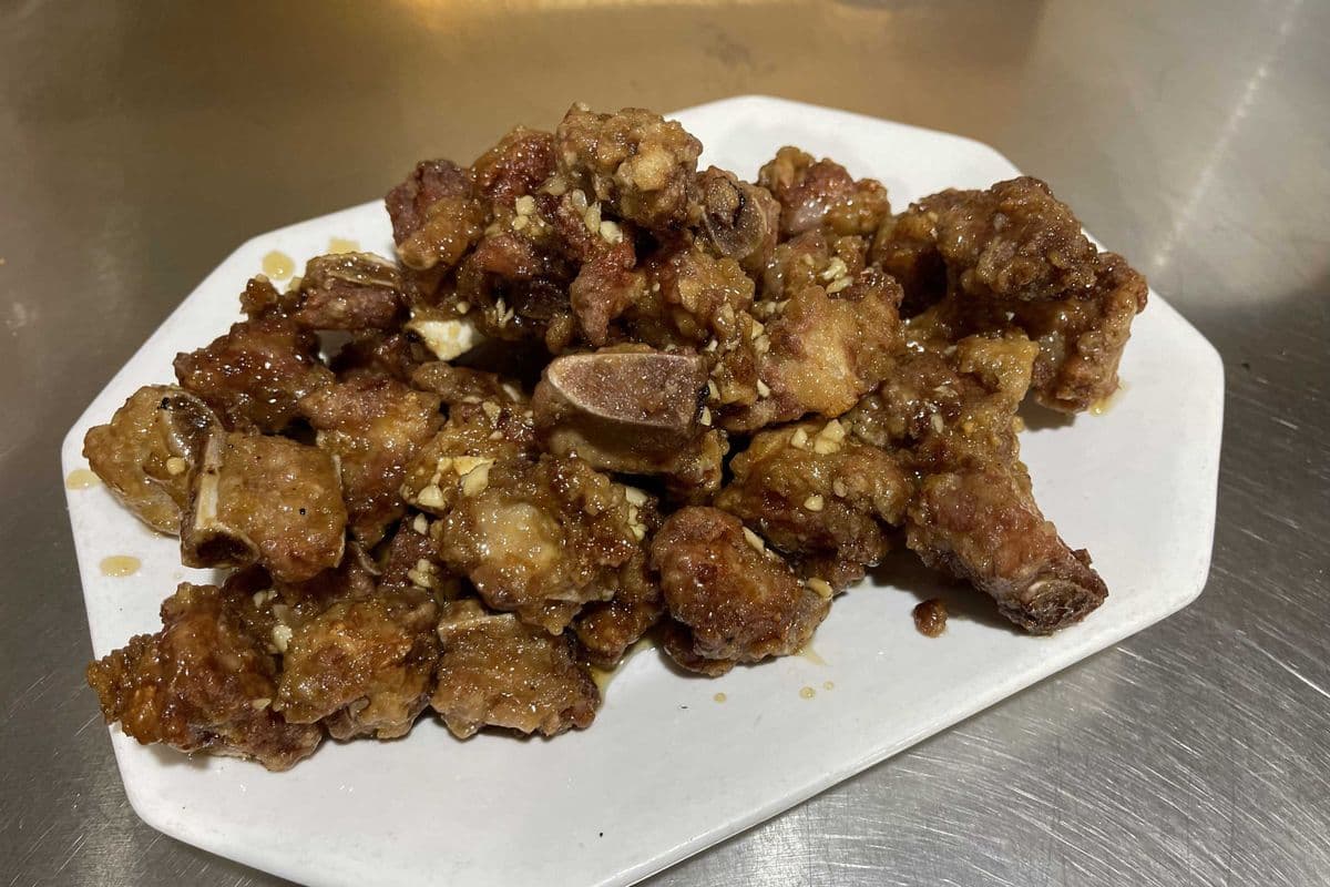 P7. Honey Garlic Spareribs (蜜汁排骨)