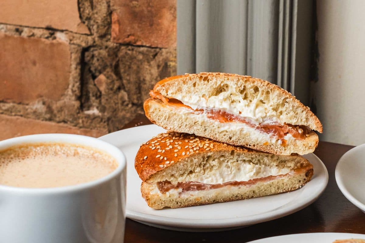 Smoke Salmon & Cream Cheese on Bagel