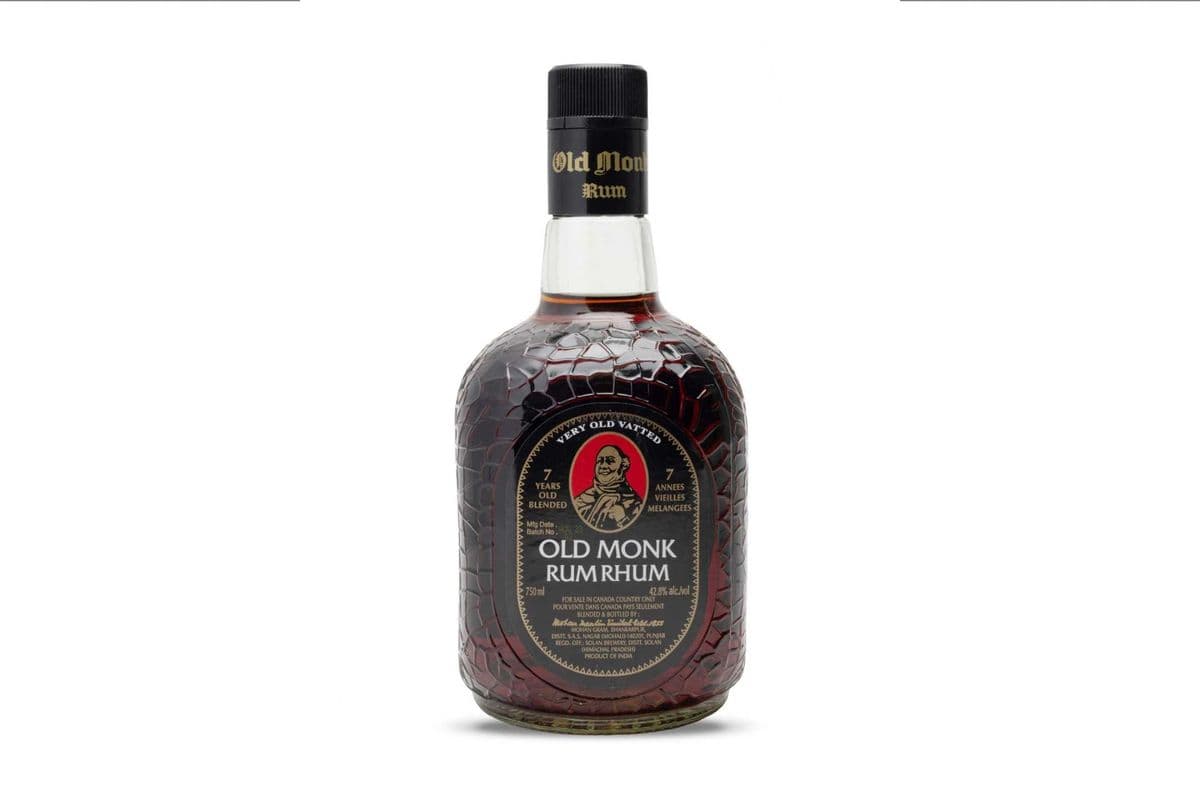 Old Monk Very Old Vatted (1 x 750 ml)