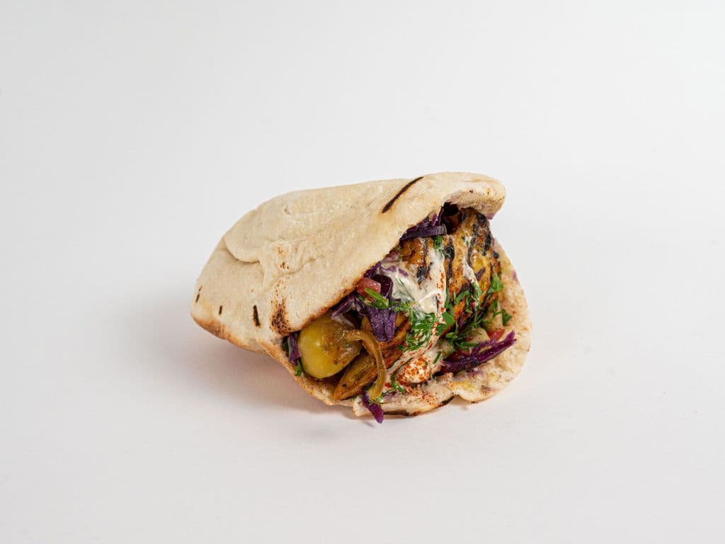 Levant Chicken Pita