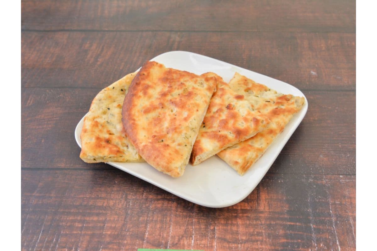 Mozzarella Cheese Naan