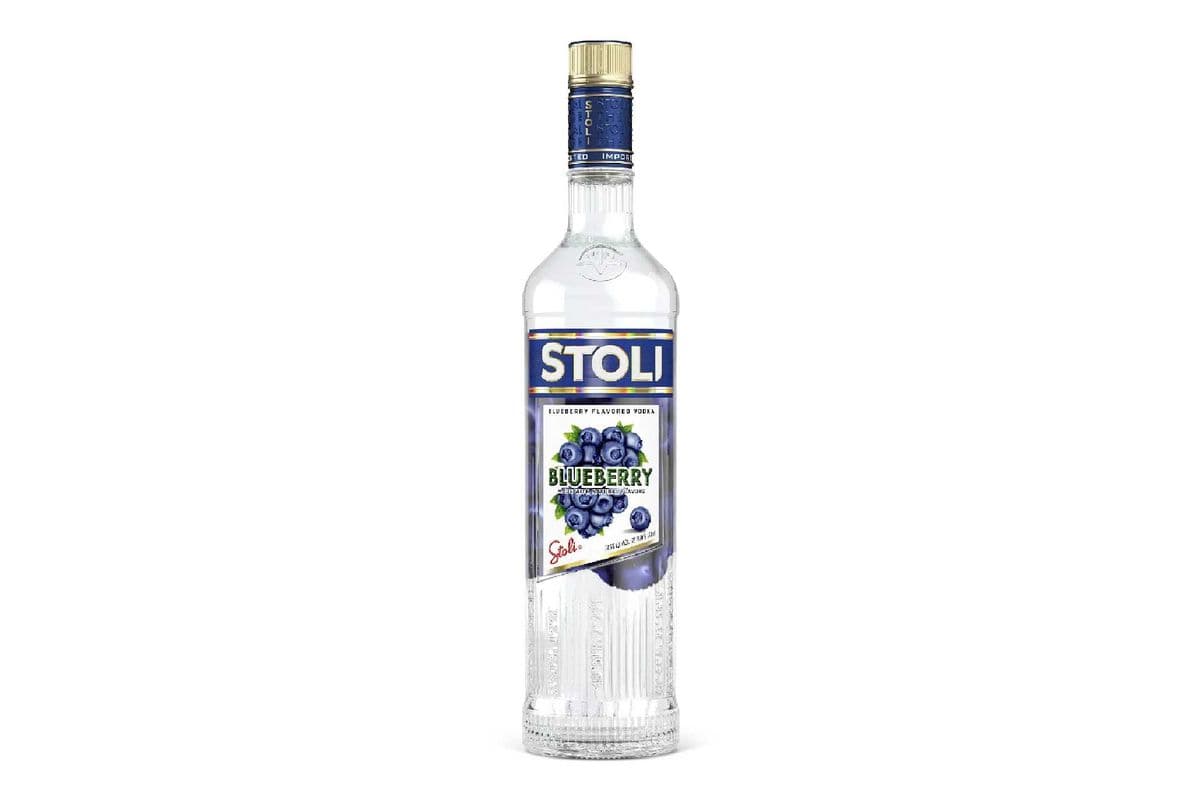 Stoli Blueberry Vodka-750ml (1 x 750ml)