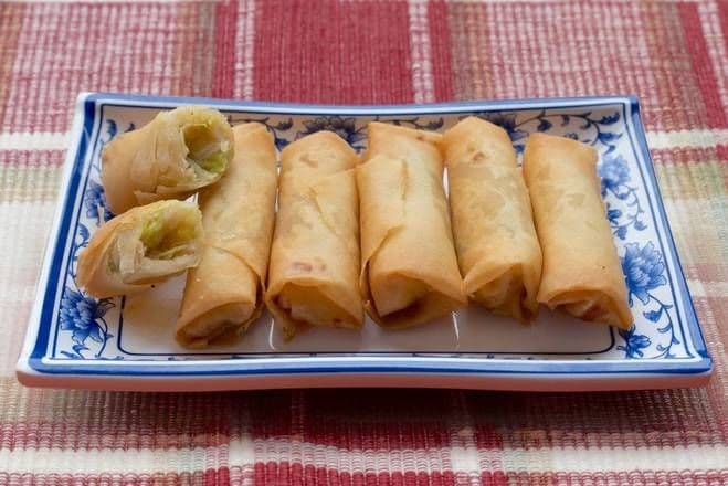 Fried Veggie Spring Roll (6) / 素春卷 -C6
