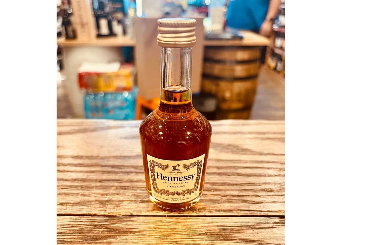 HENNESSY VERY SPECIAL 50ML (1 x 50ml)