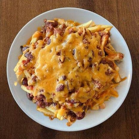 Chili Cheese Fries / Frites chili et fromage