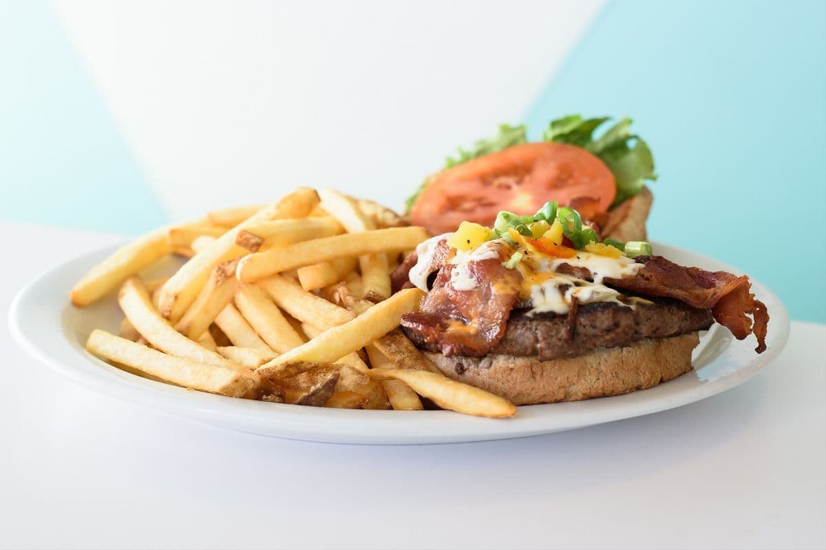 B.O.M.B. Burger (6 oz)