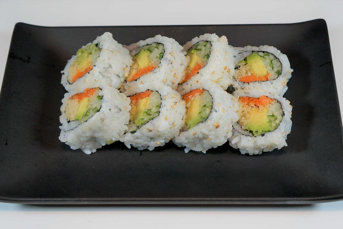 125. Spicy Veggie Maki Roll (8 pcs)