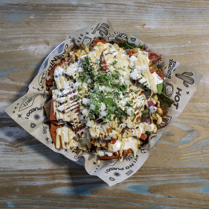 NACHOS CLASSIQUE / CLASSIC NACHOS