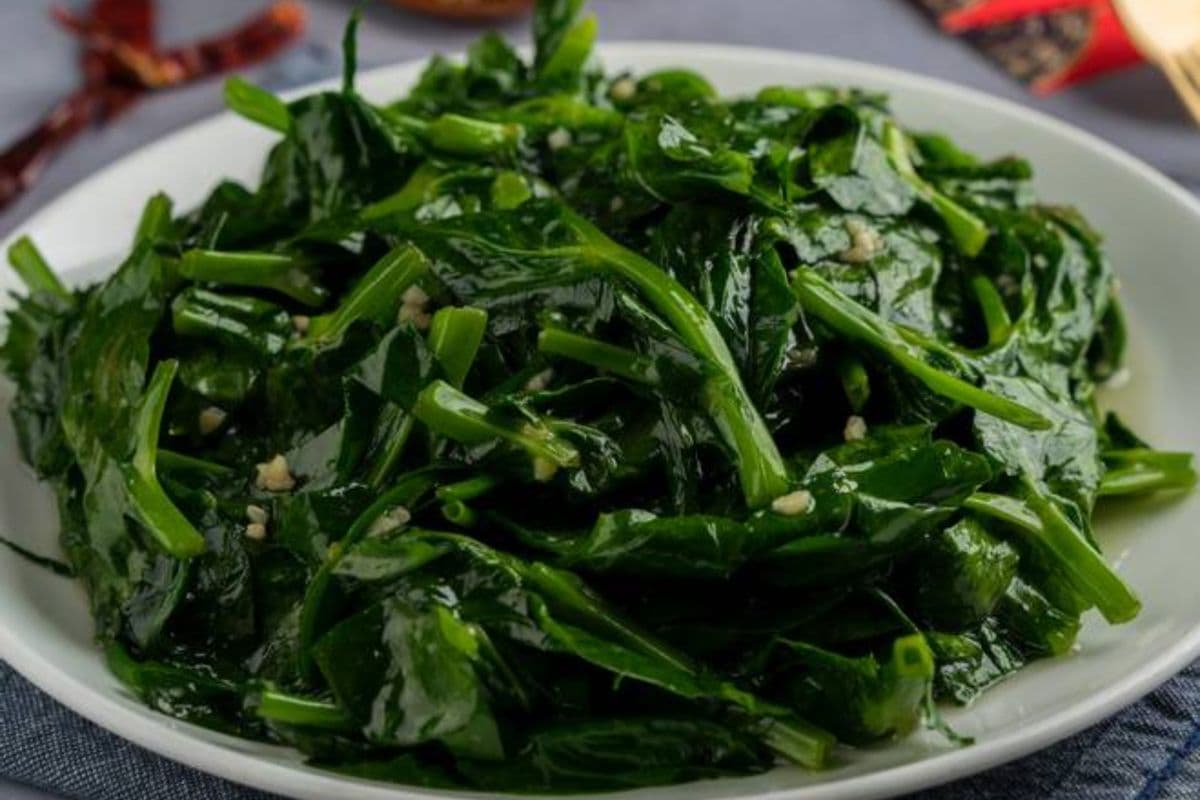Young Bean Leaves with Garlic