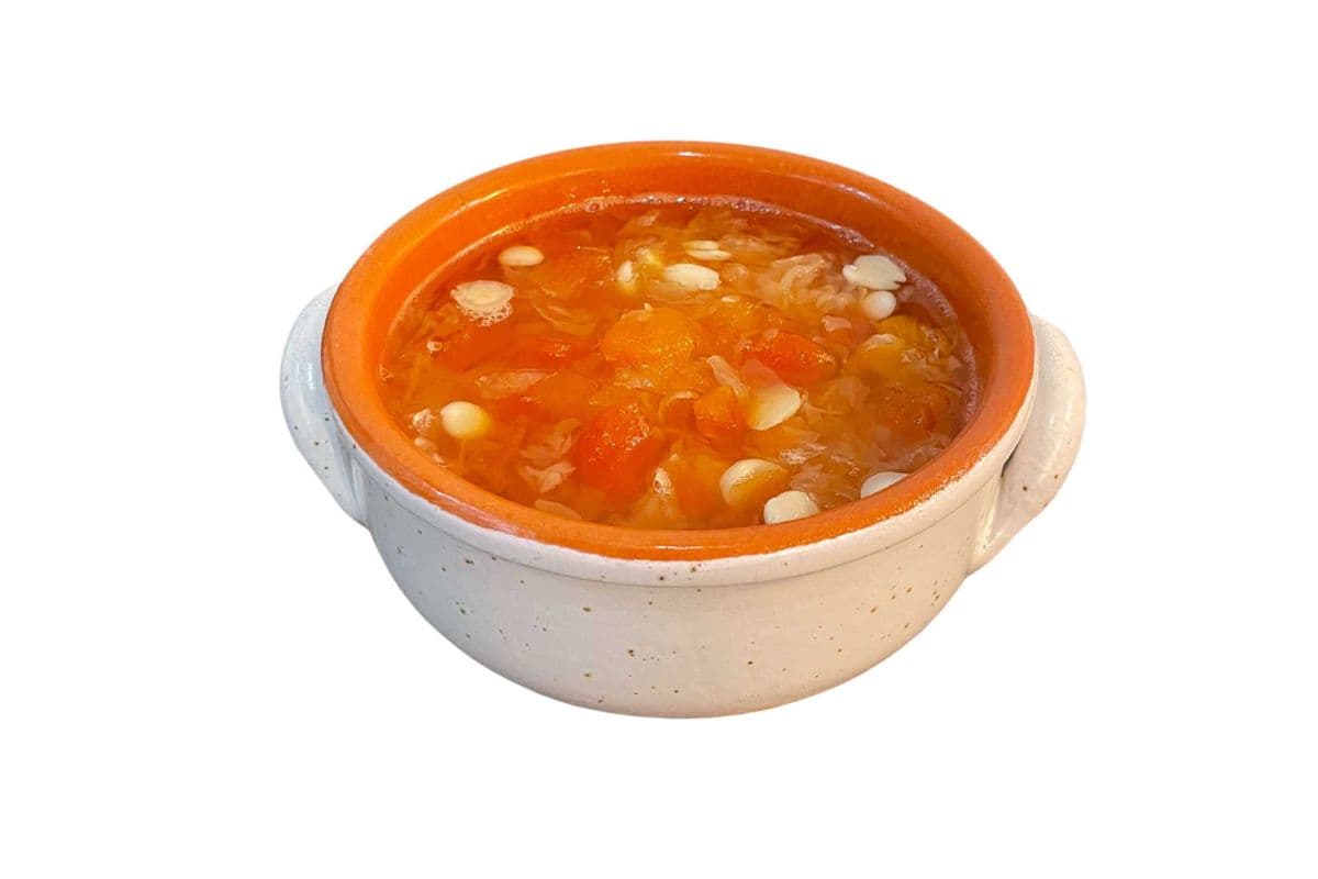Papaya, Fungus, and Almond Soup 木瓜雪耳杏仁糖水