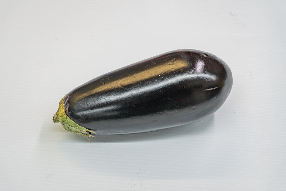 Aubergine (1 lb) / Eggplant (1 lb)