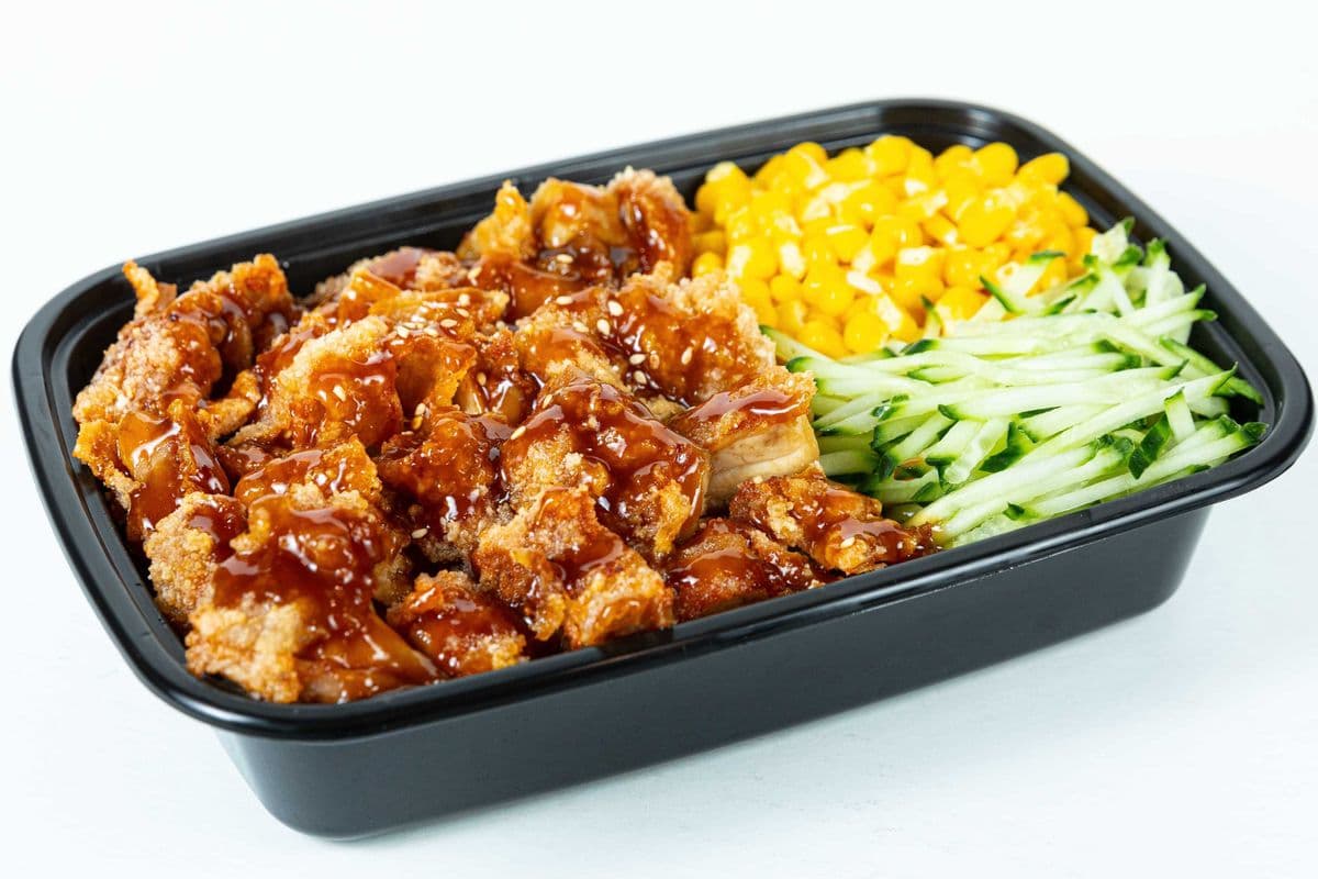 Crispy Chicken on Rice 贼好吃的脆皮鸡饭