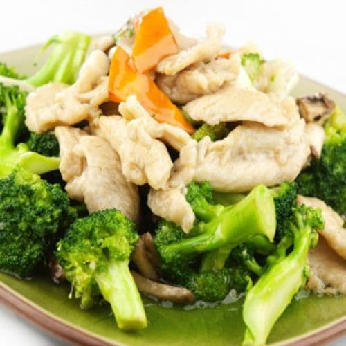Chicken with Broccoli / 鸡肉炒西兰花