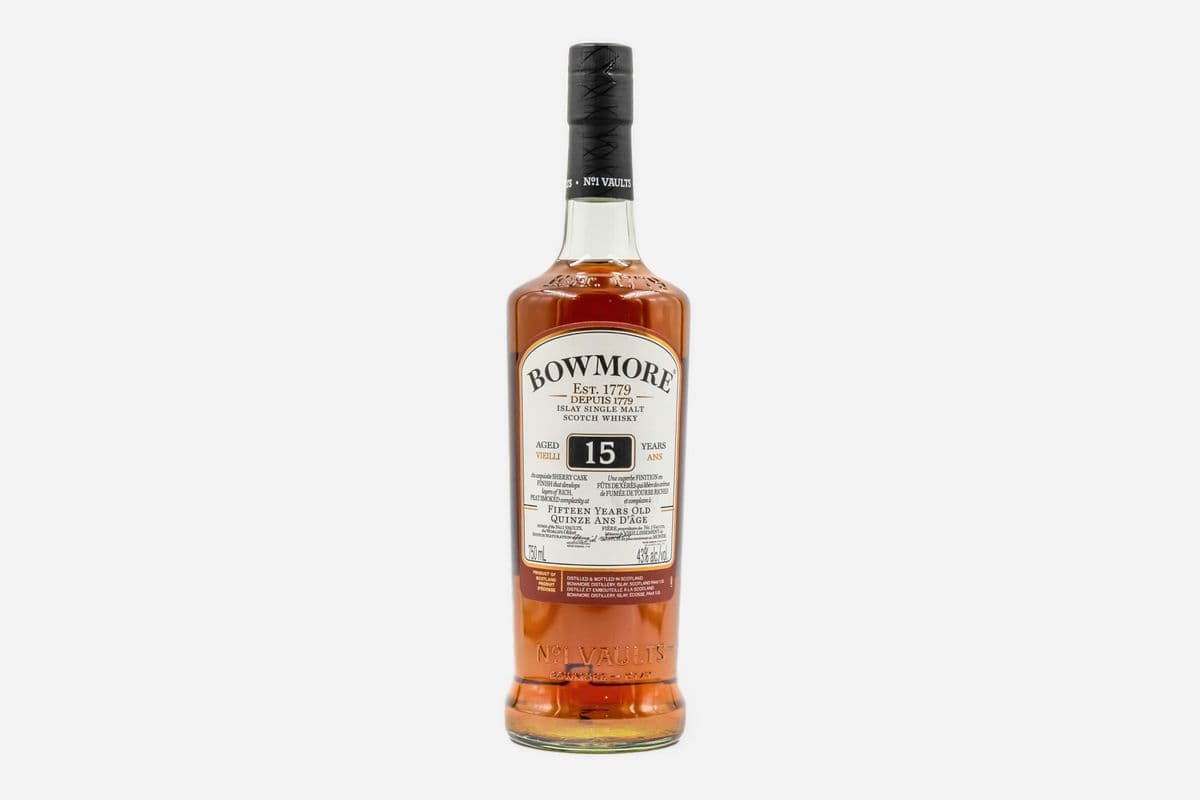 Bowmore 15 Year Old (750 ml) (1 x 750 ml)