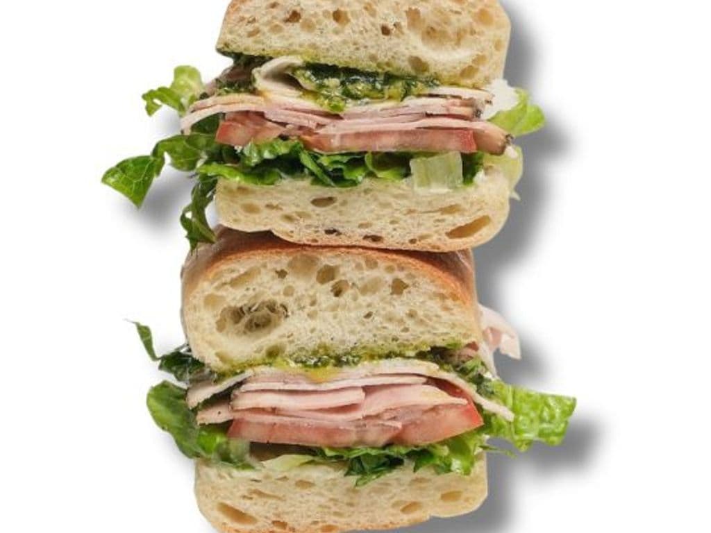 CHICKEN PESTO
