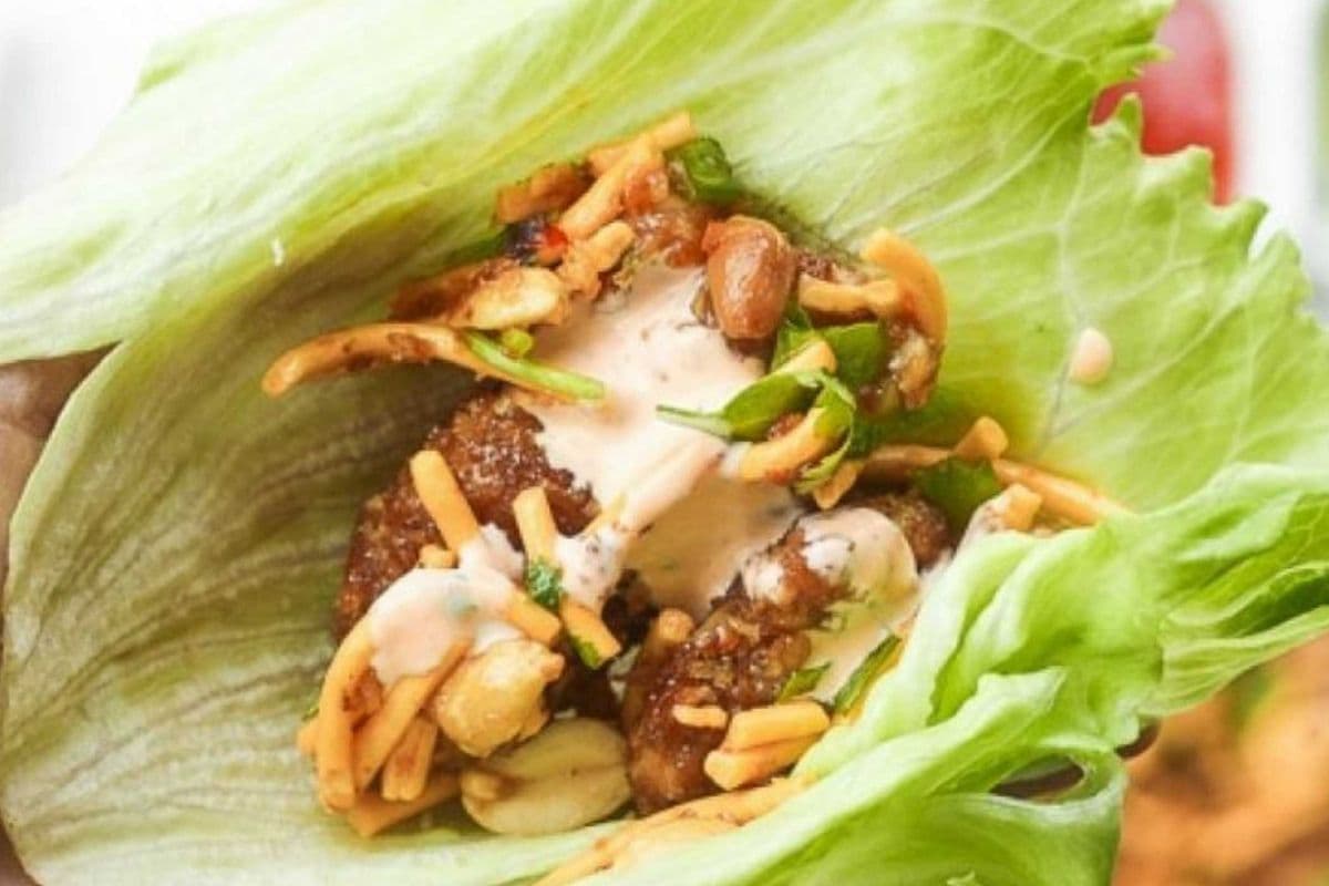 (Thai Game) Lettuce Wraps