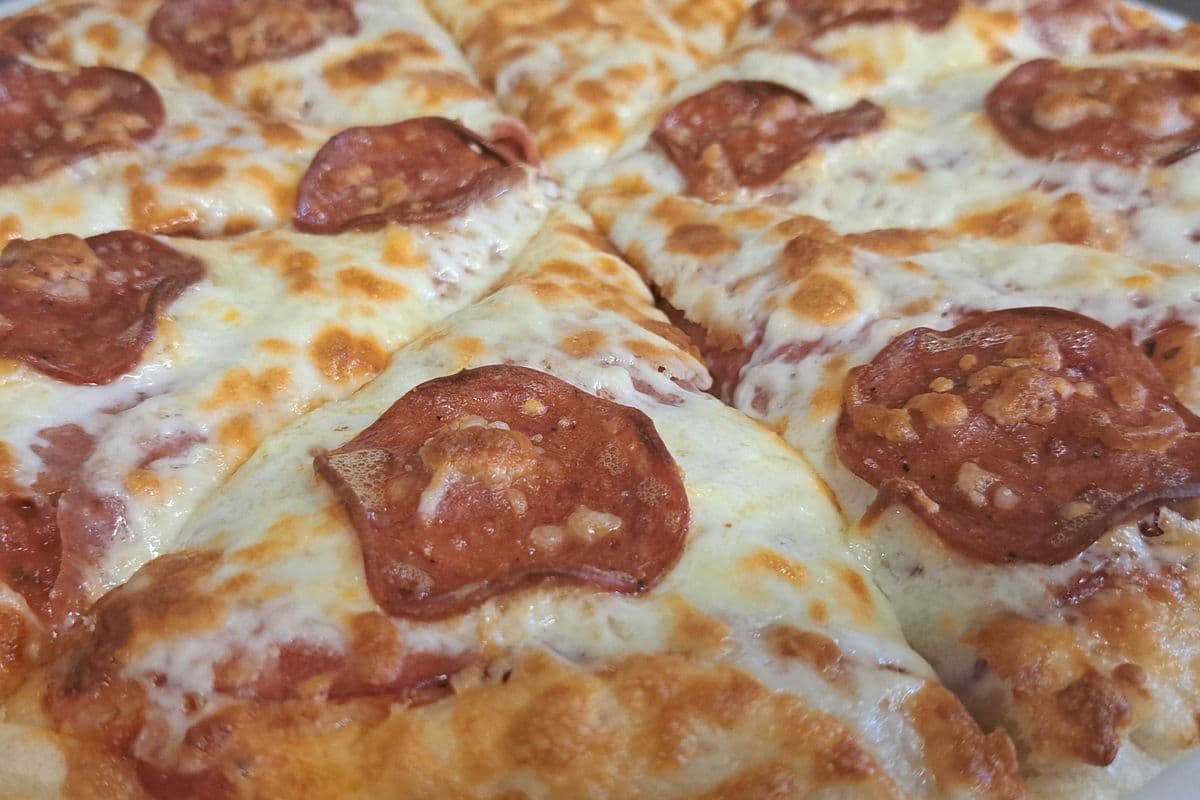 10" Traditional Pepperoni Pizza