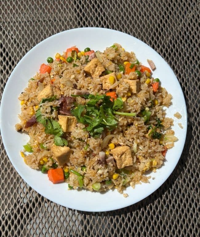 Riz Sauté au Tofu et Légumes / Fried Rice with Tofu and Veggies
